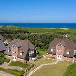 Luv & Lee, Whg 1 Westerland